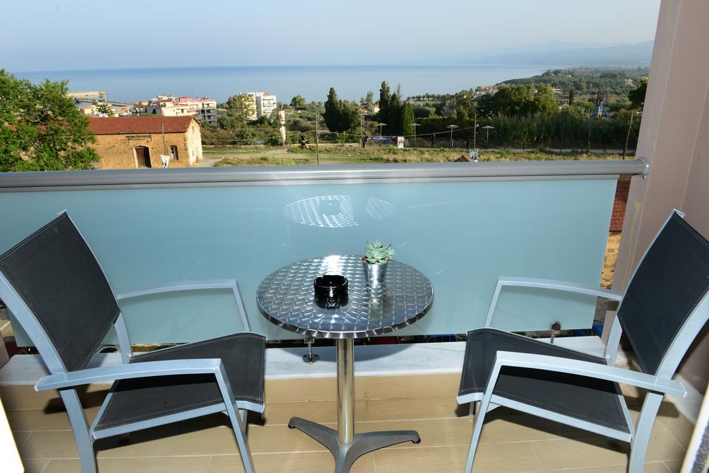 Ionion 2* Kyparissia